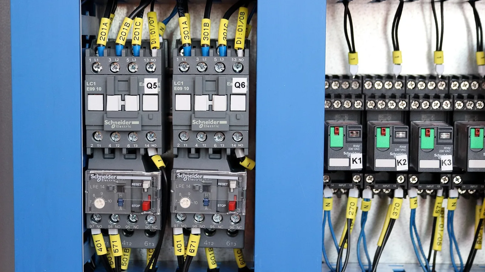 Elcontrol energy monitoring software connected to NanoVIP analysers in Saudi Arabia